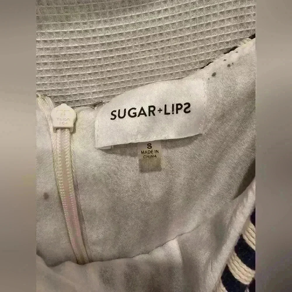 Sugar Lips Stripe Romper - Picture 5 of 5